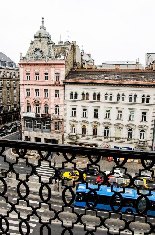 Pulse Jackquaters Lejlighed Budapest Værelse billede